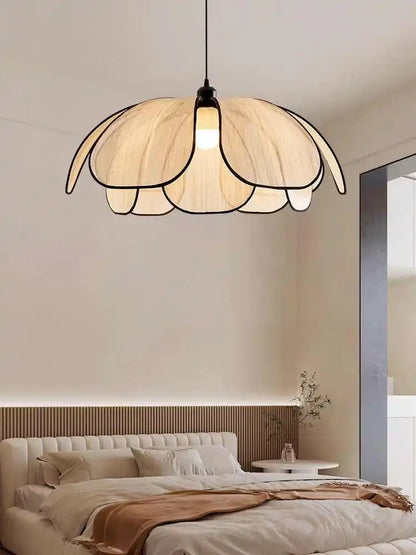 Vintage Style Hand-Woven Lotus Chandelier